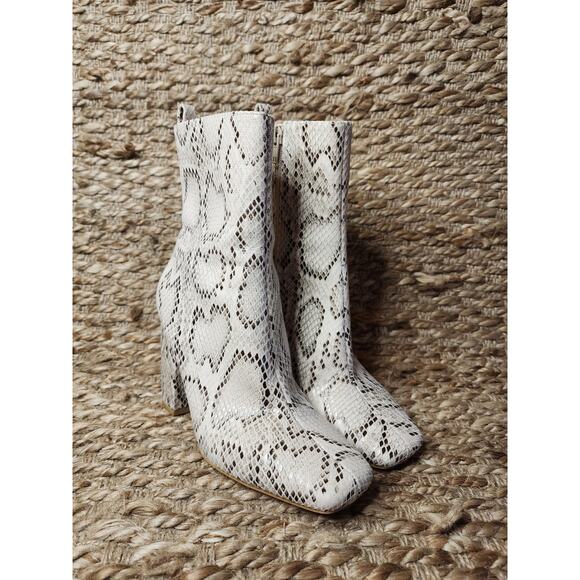 Snakeskin Leather Fashion Block Heel Ankle Booties Cream Zip Up Size 6 - Picture 4 of 11
